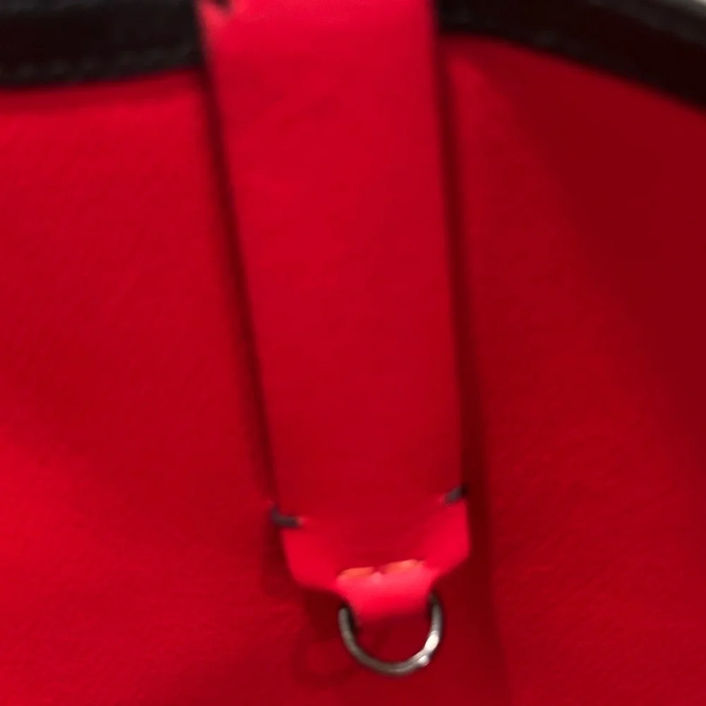 Authentic Christian Louboutin Cabata Tote in Grained Leather Tote Bag ✨ - Picture 8 of 16